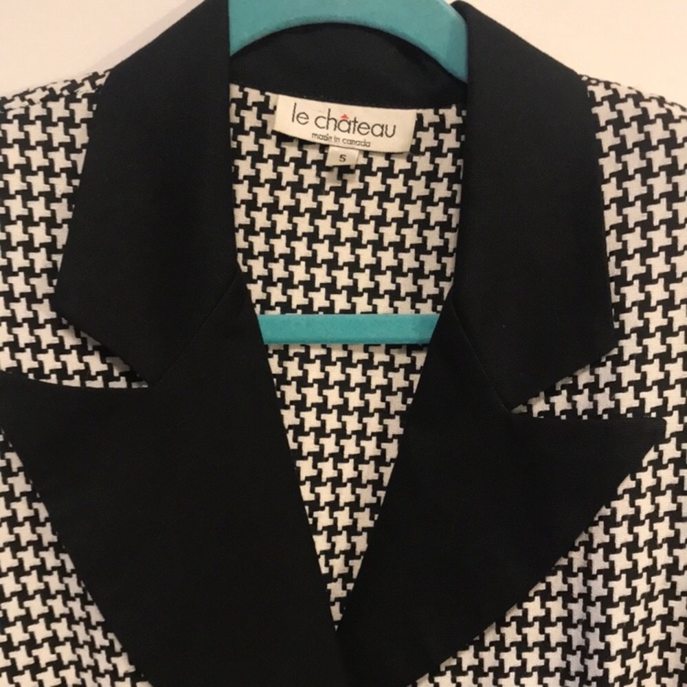 Blazer - Picture 2 of 3